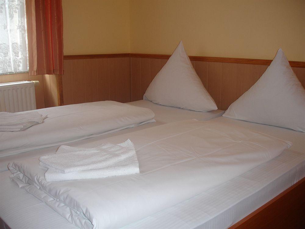 Angel Hotel Франкфурт-на-Майні Екстер'єр фото